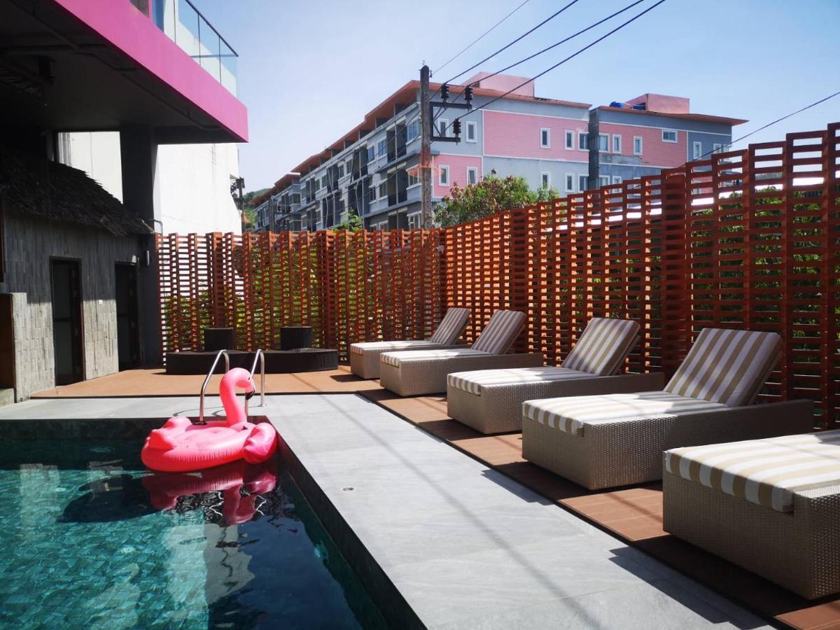 De Coze Hotel Patong Exteriör bild