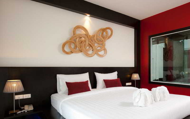 De Coze Hotel Patong Exteriör bild
