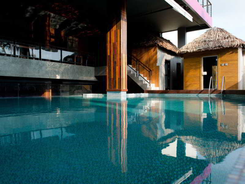 De Coze Hotel Patong Exteriör bild