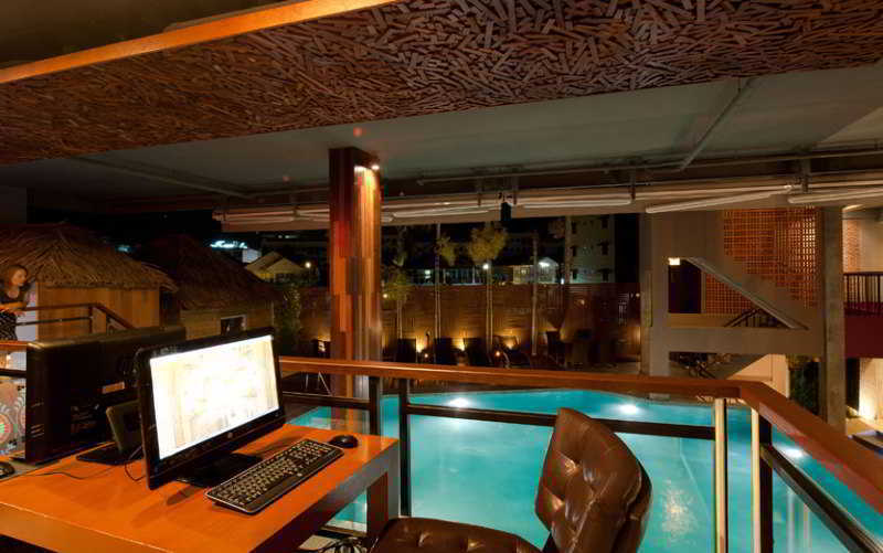 De Coze Hotel Patong Exteriör bild